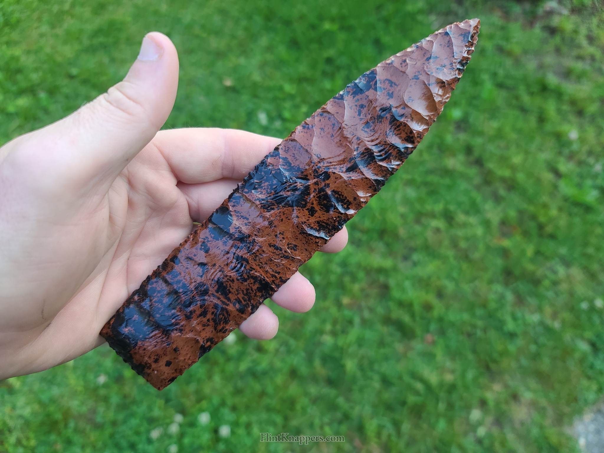 Mahogany obsidian blade